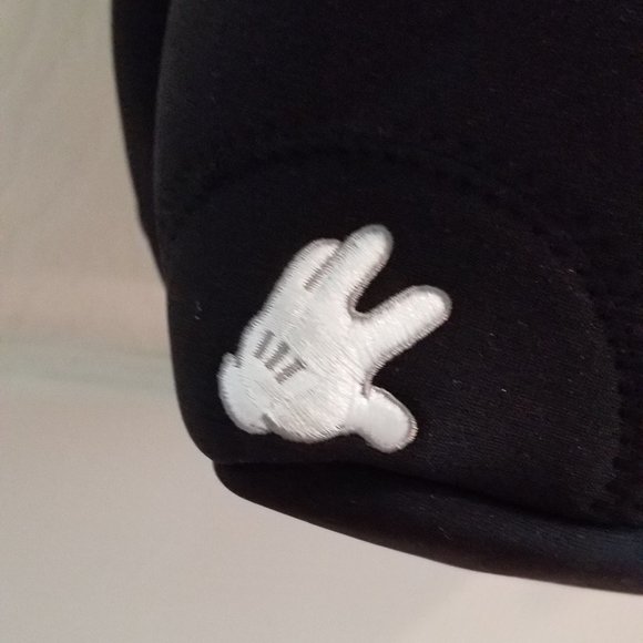 Authentic Disney Mickey embroidered shoulder bag - Picture 7 of 11